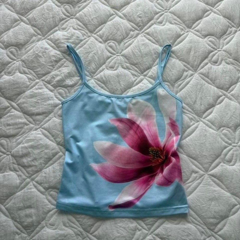 sky blue edikted floral tank top